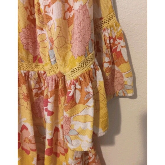 Torrid Yellow Floral Babydoll Blouse 3/4 Ruffle Sleeves Lace Trim Sz 14/16 - Picture 4 of 14